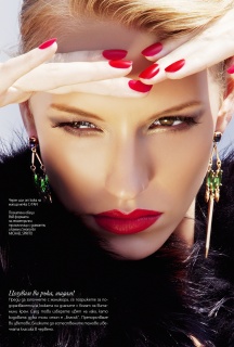 Amy Hixson by Enrique Vega for Elle Bulgaria Beauty 06